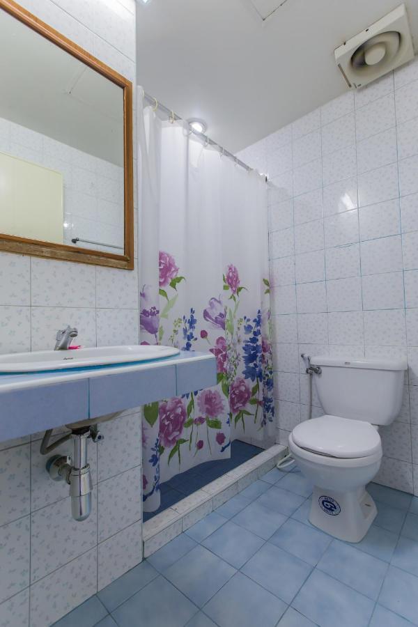 Chongko Guesthouse Phuket Εξωτερικό φωτογραφία